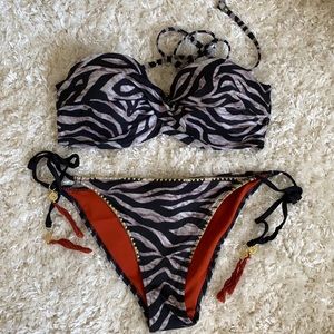 H&M Zebra print Bikini Sz 6